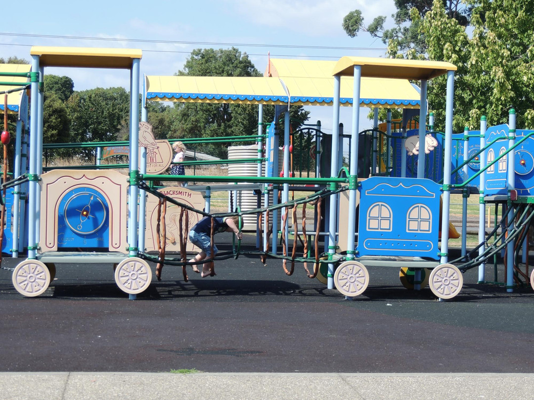 Newman Park-特拉拉尔根必去景点