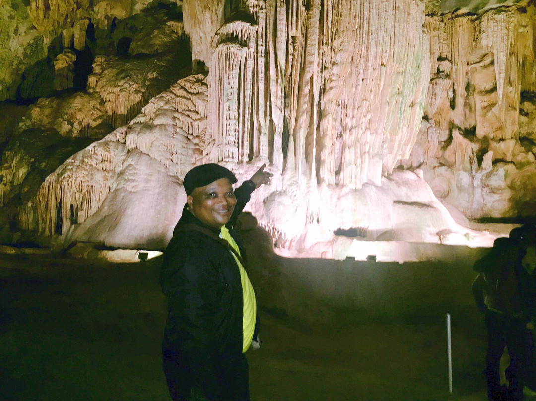 Cango Caves-奥兹洪必去景点