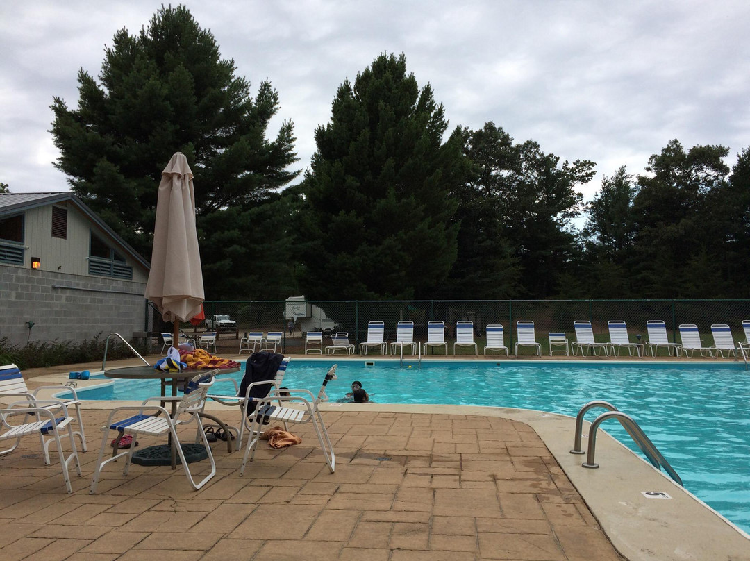 Hill & Hollow Campground