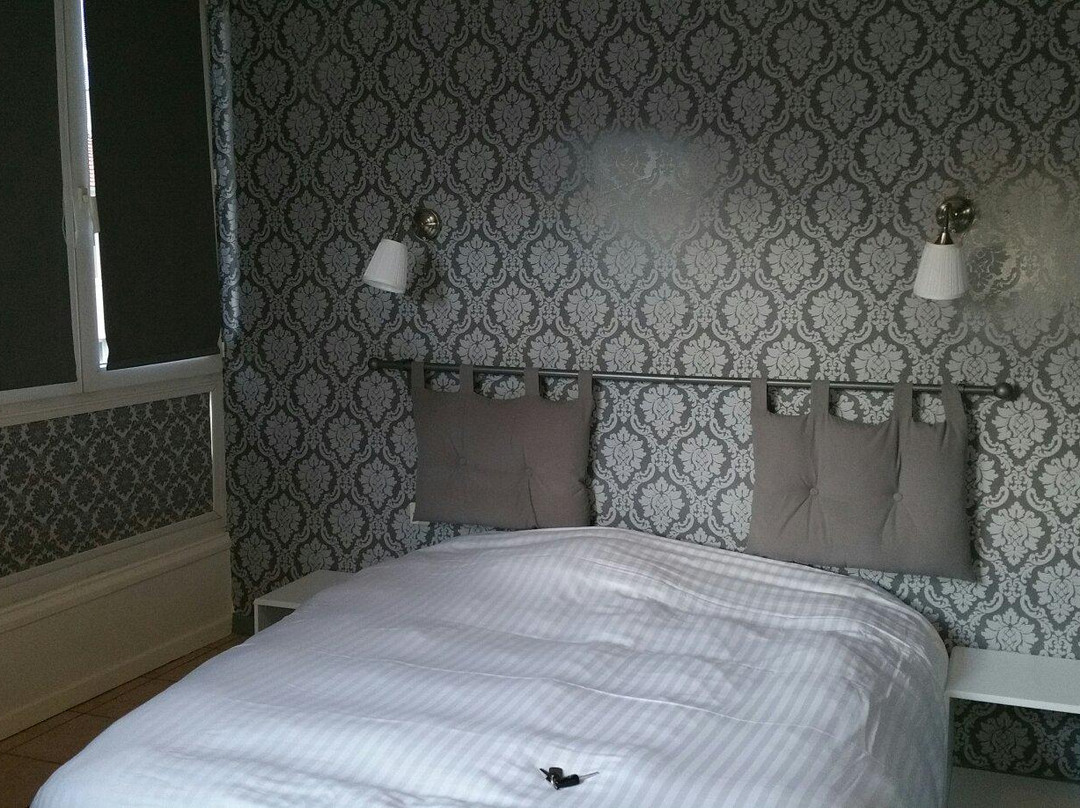 弗拉尼亚酒店主图