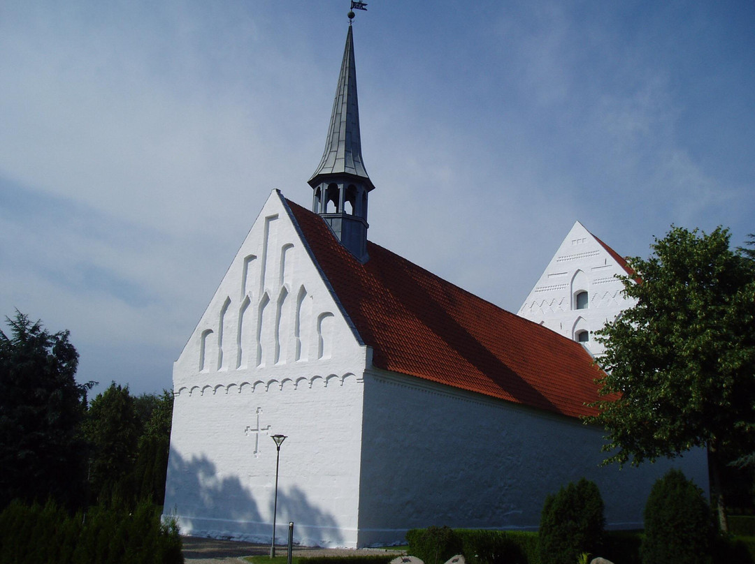 Vissenbjerg Kirke景点图片