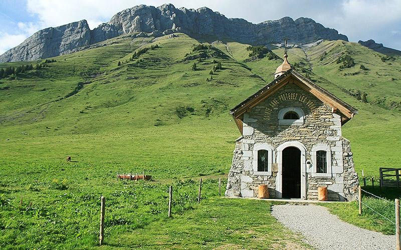 Col des Aravis景点图片