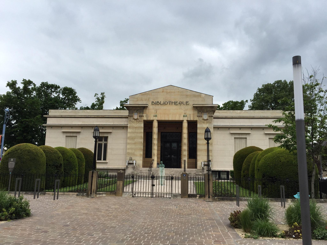 Bibliotheque Carnegie-兰斯必去景点