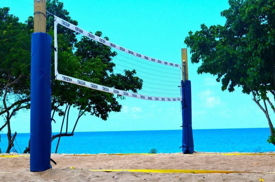 Abi Beach Bar-夏洛特阿马利亚必去景点