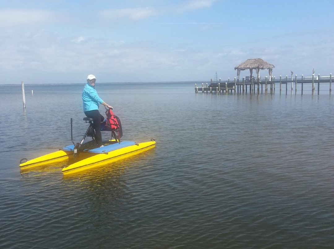 Emerald Coast Hydrobikes-圣罗萨海滩必去景点