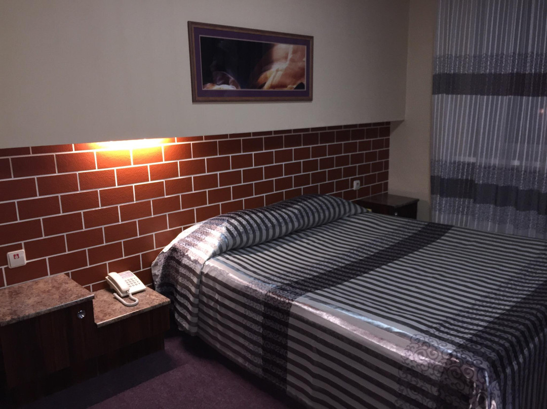 Artem Hotel