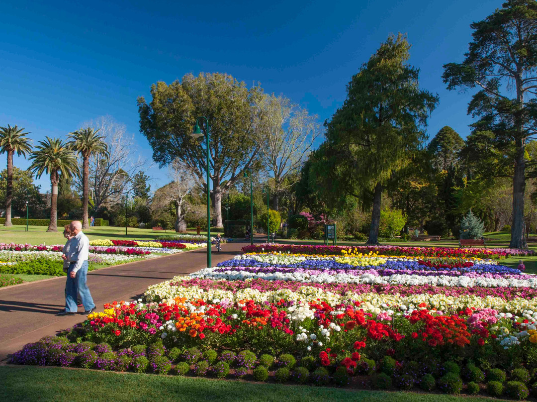 Queens Park Botanic Gardens景点图片