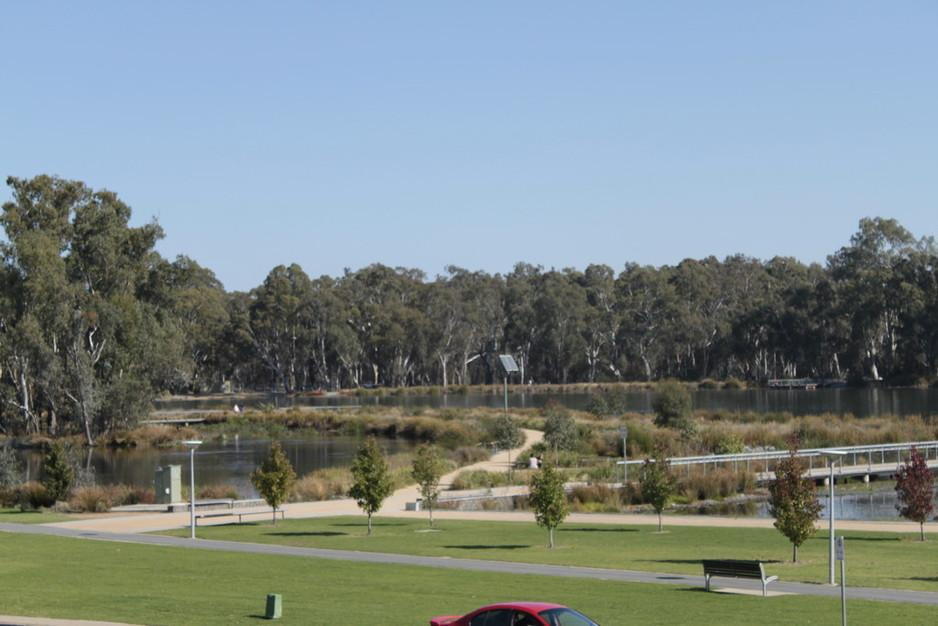 Victoria Park Lake-谢珀顿必去景点