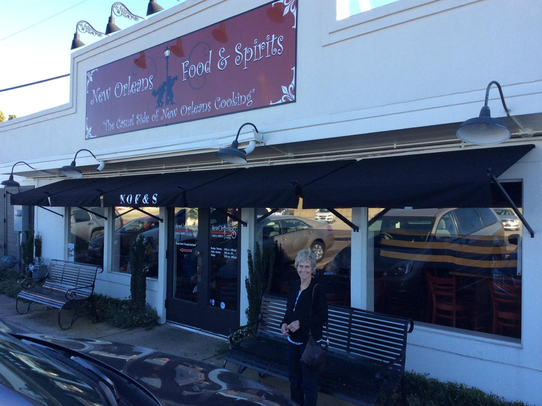 梅泰里餐馆和美食-New Orleans Food and Spirits