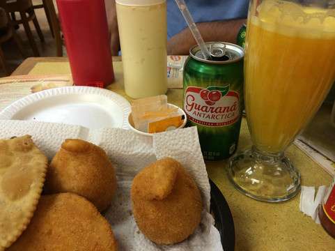 卡尼餐馆和美食-Hamburgao