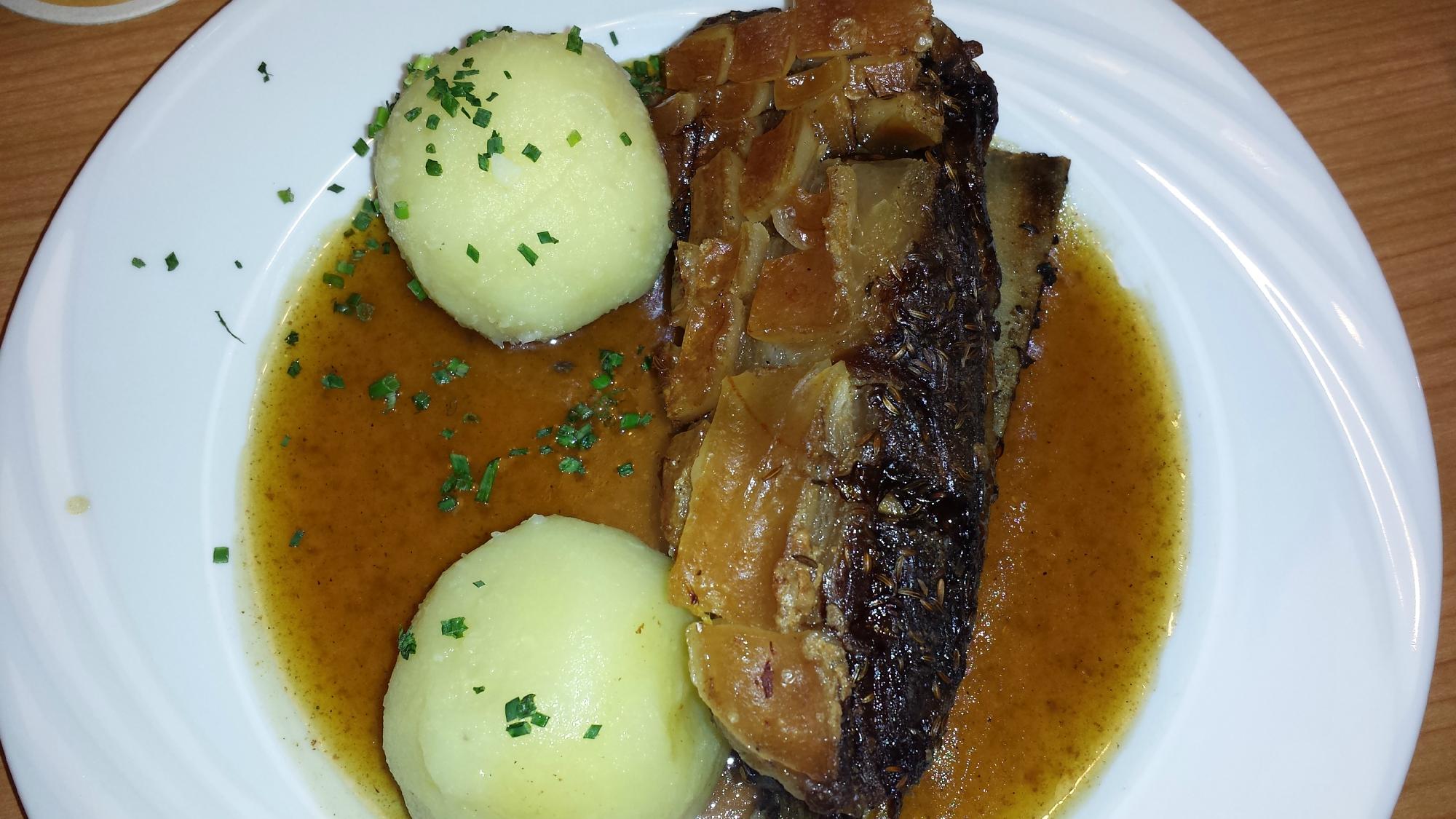 Landgasthof Grune Linde-餐饮