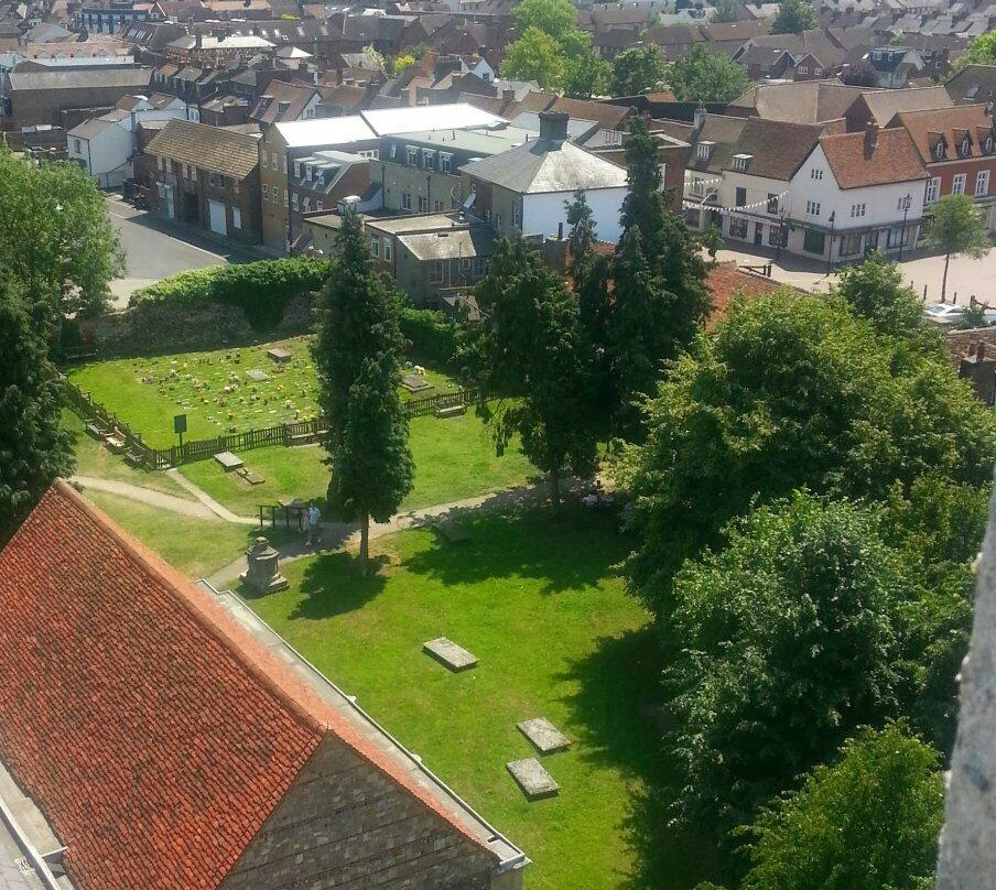 Waltham Abbey Gardens景点图片