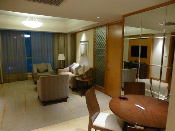 上海東錦江希尔顿逸林酒店-客卧