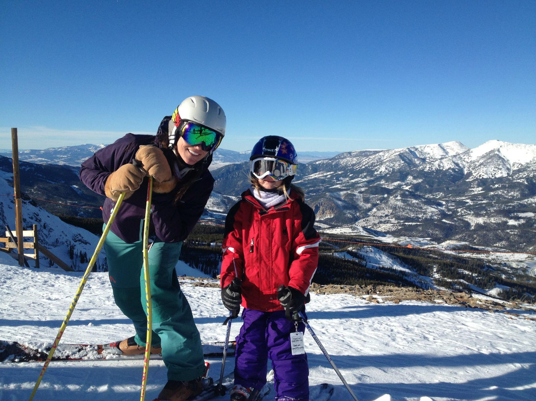 Grizzly Outfitters Ski & Backcountry Sports-大斯凯必去景点