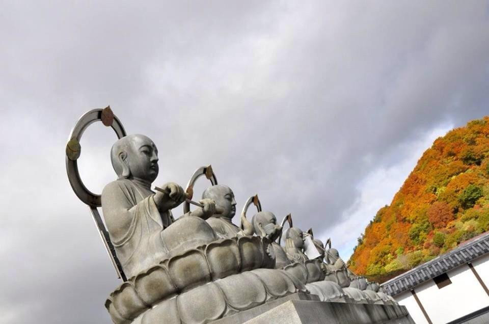 Osore-zan Bodai-ji Temple-陆奥市必去景点