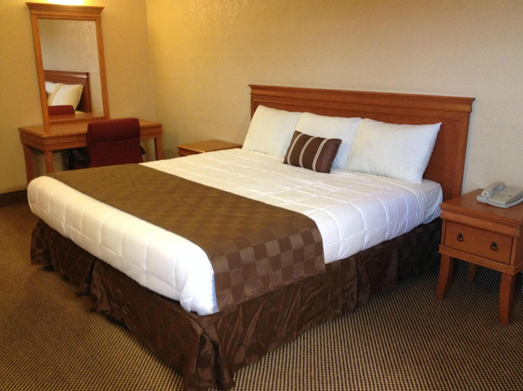 Economy Express Inn主图