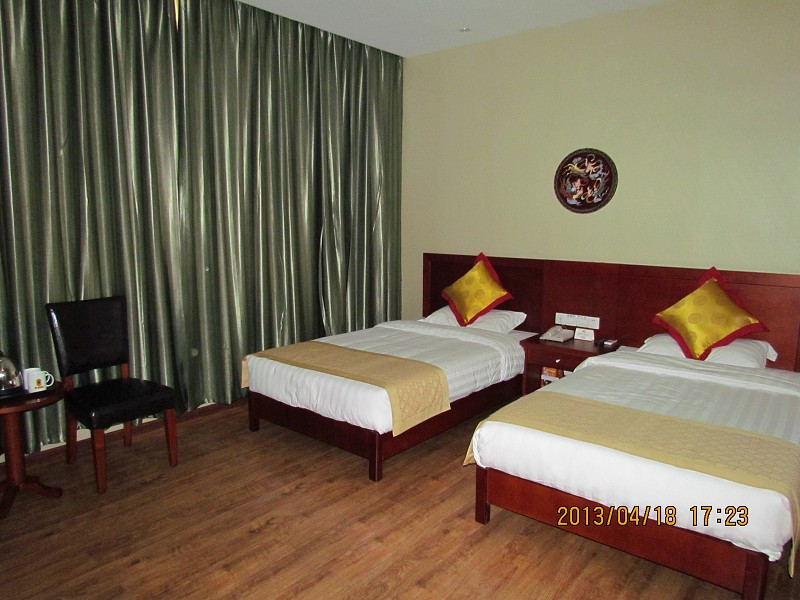 速8酒店敦煌风情城店主图