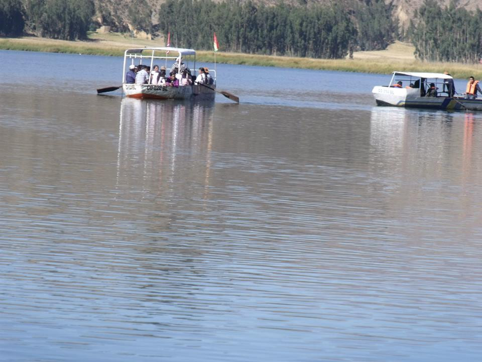 Laguna de Paca-豪哈必去景点