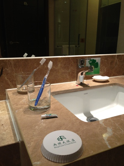 乌鲁木齐绿洲大饭店(CCMALL时代广场红山公园店）主图