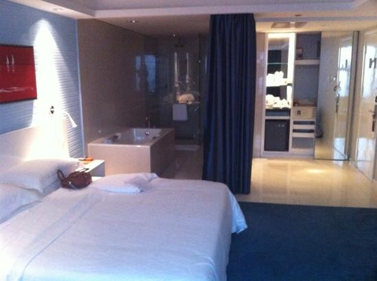 海悦建国饭店主图