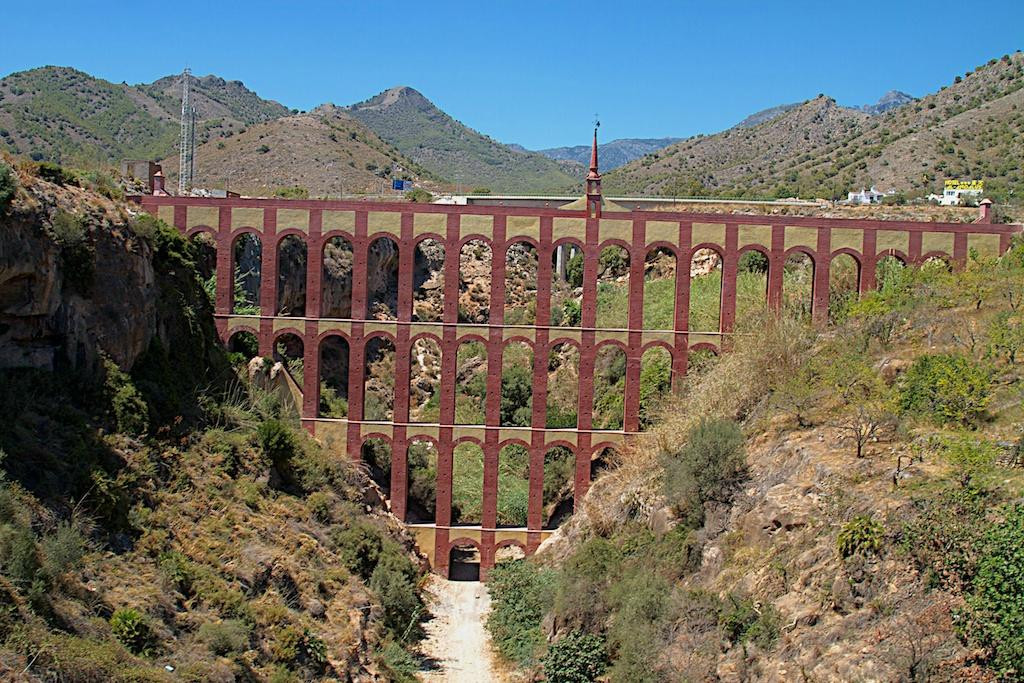 Acueducto Del Aguila景点图片