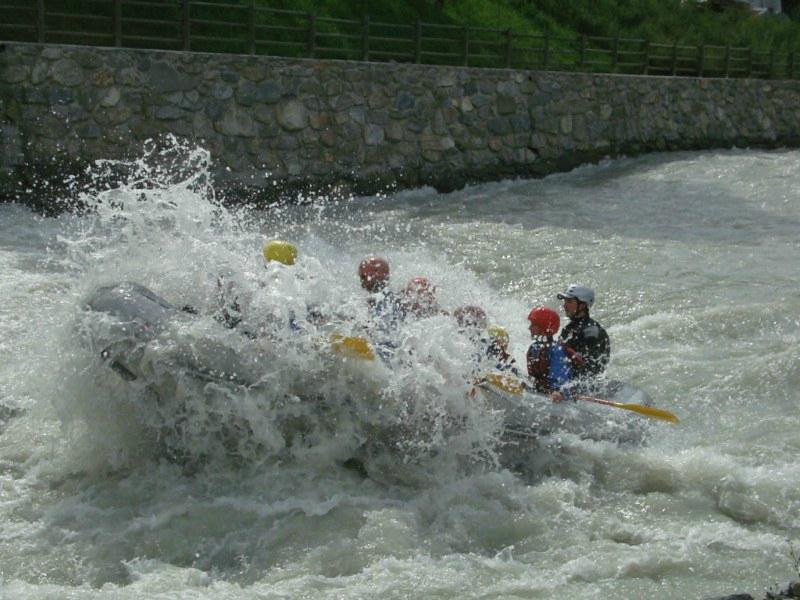 Rafting Adventure Valle d'Aosta-Chatillon必去景点