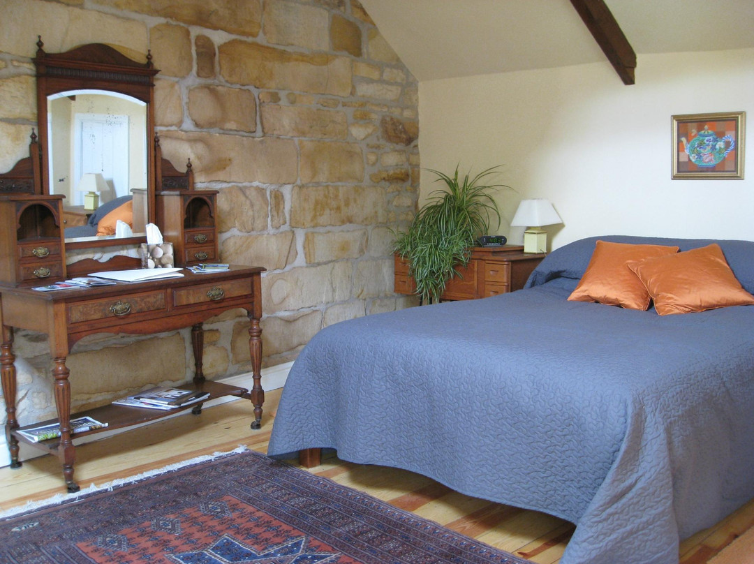 Thropton酒店住宿-Hillcrest Vegetarian B&B