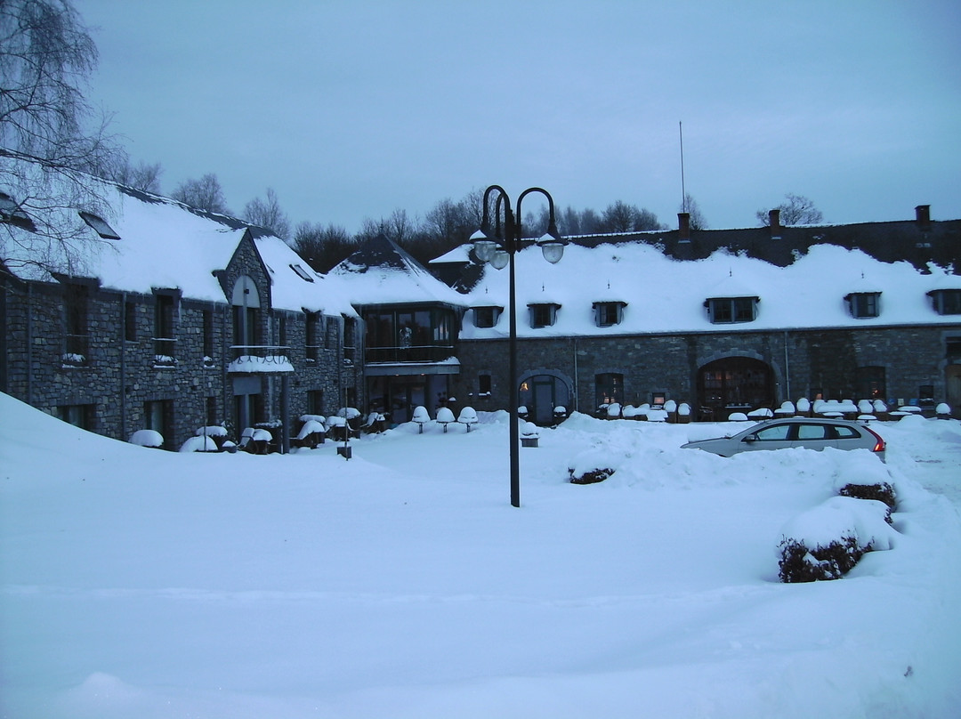 莫林伯绒酒店主图