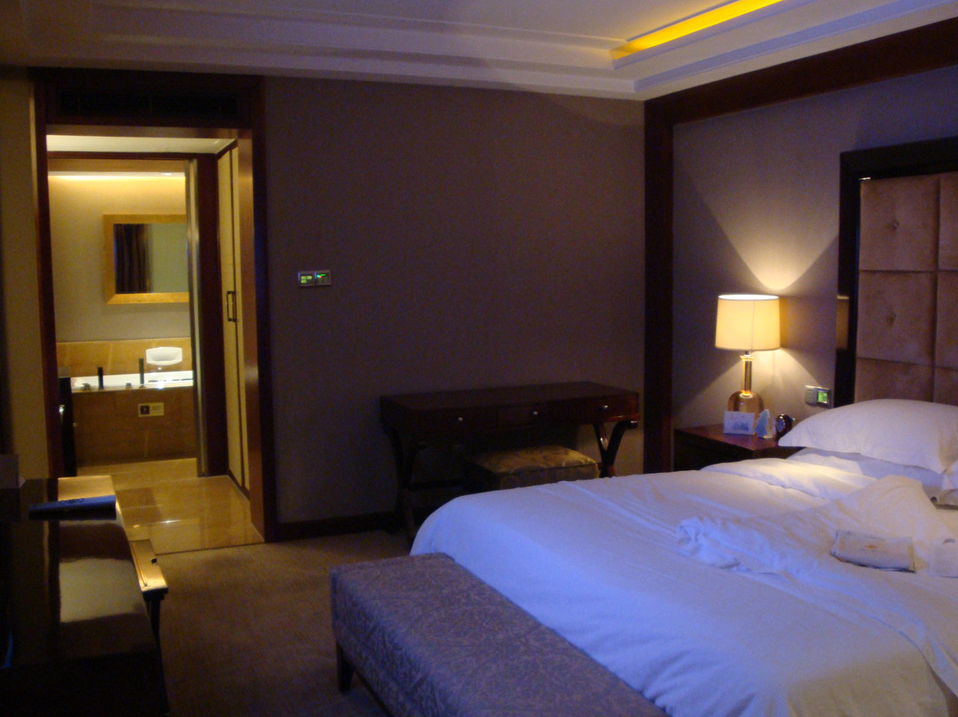 花园国际大酒店主图