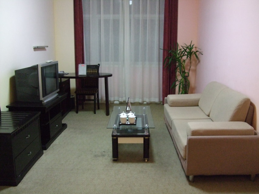 宏远大酒店(宁波火车站店)-客卧