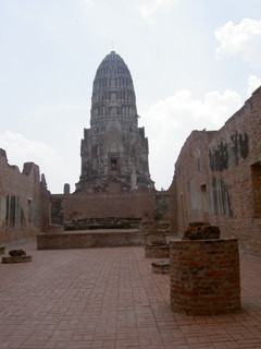 Wat Ratchaburana (Temple of the Royal Restoration)-大城必去景点