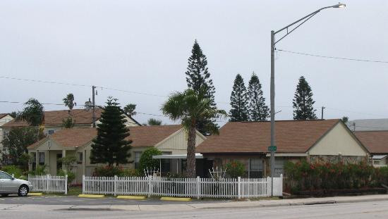 Gulf Gardens Resort主图