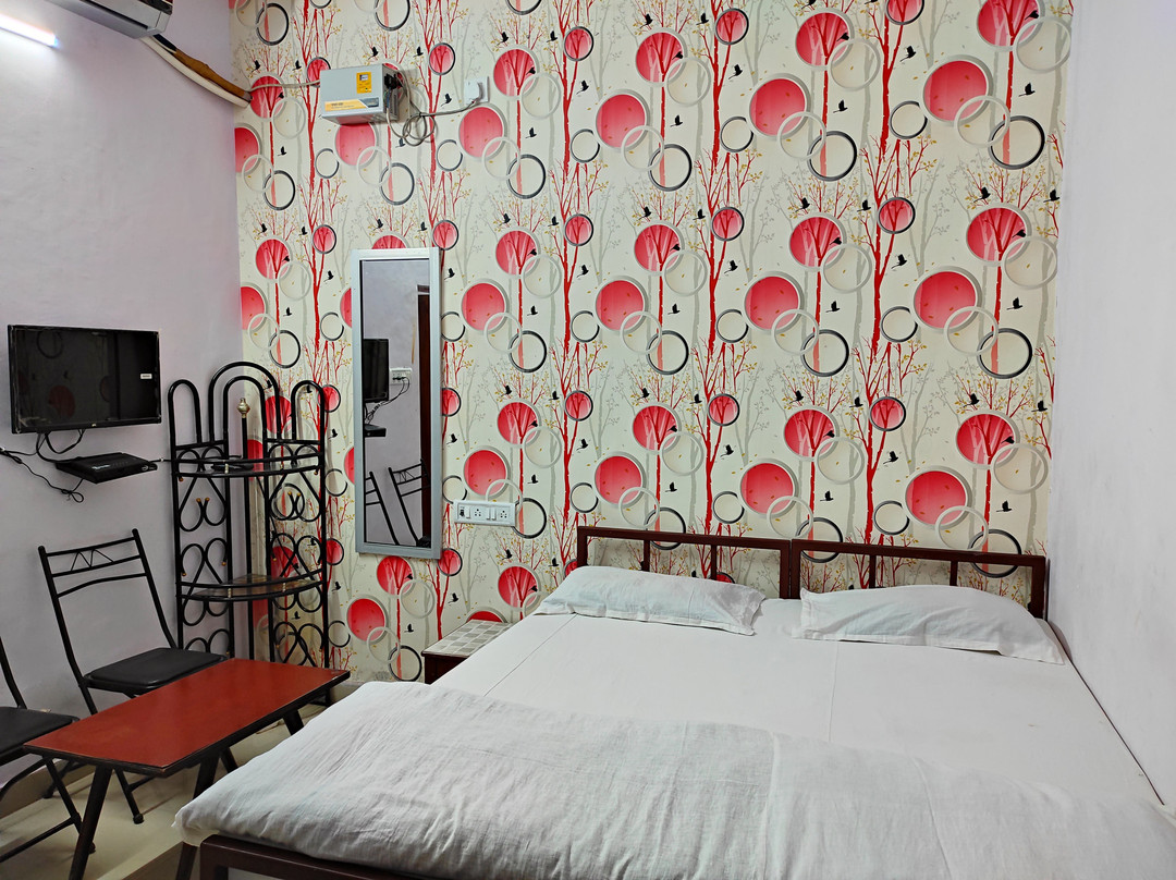 SPOT ON 74606 Shree Guest House