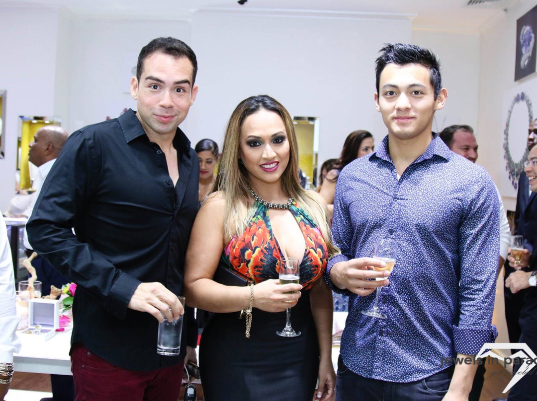 Jewels in Paradise-棕榈/鹰海滩必去景点