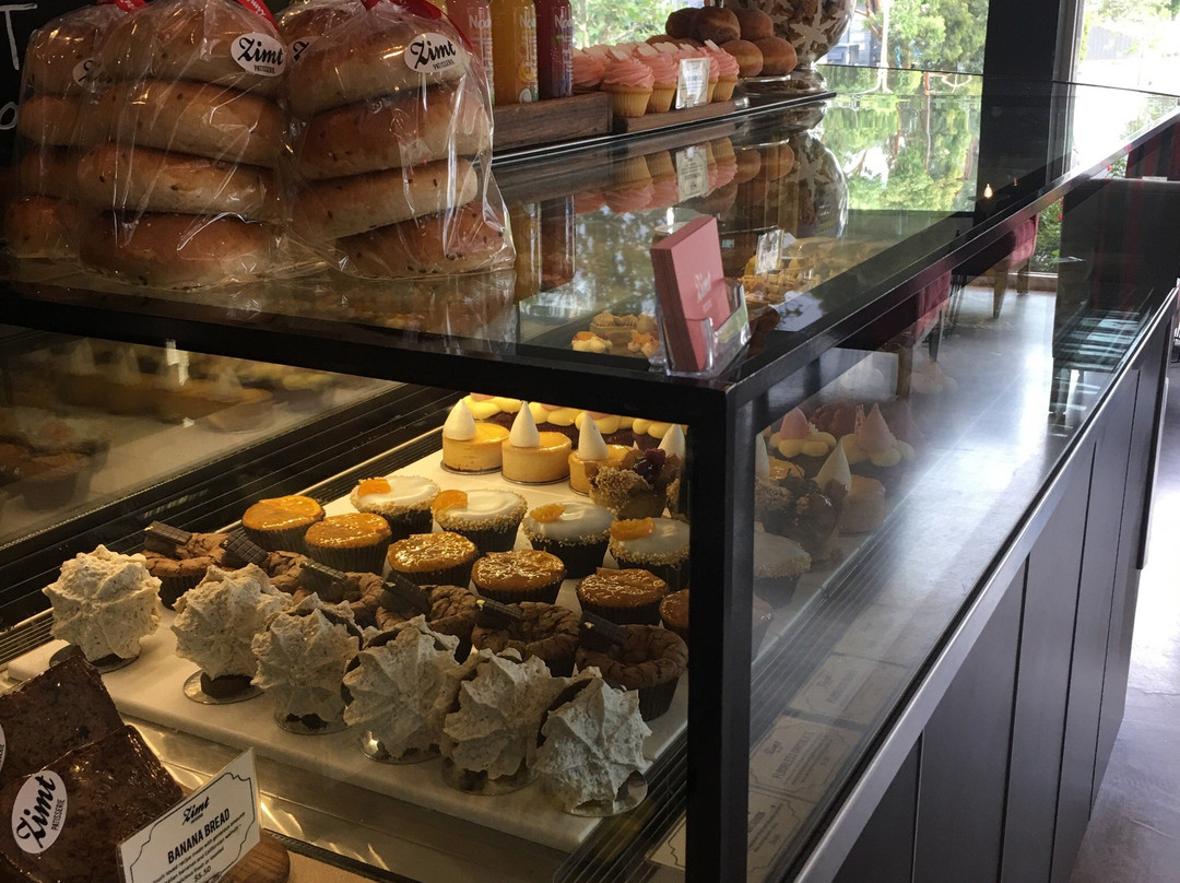 萨里山餐馆和美食-Zimt Patisserie