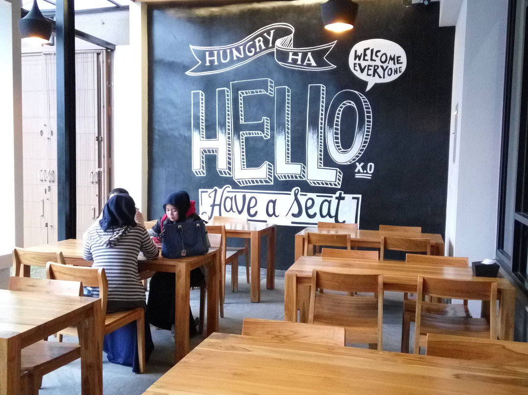 XO Suki & Bistro