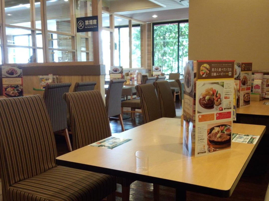 ガスト 今治西店