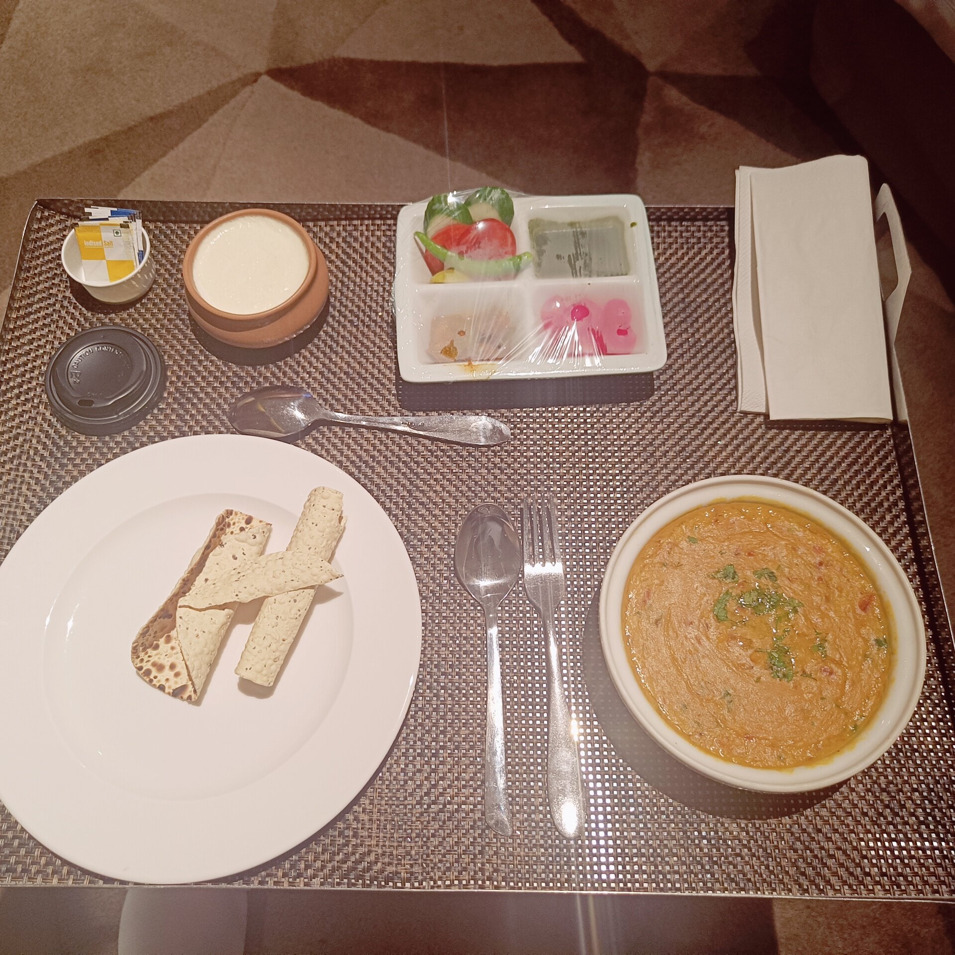 Vivanta New Delhi, Dwarka-餐饮