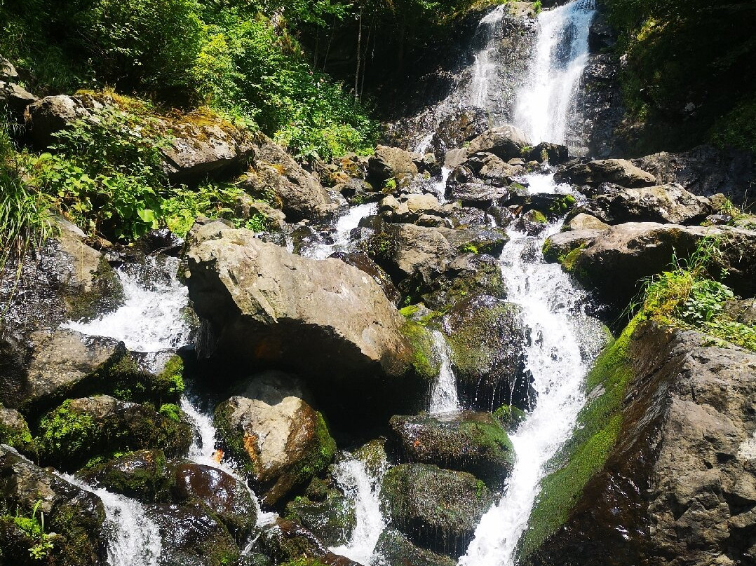 Milky Waterfall-Bzipi必去景点