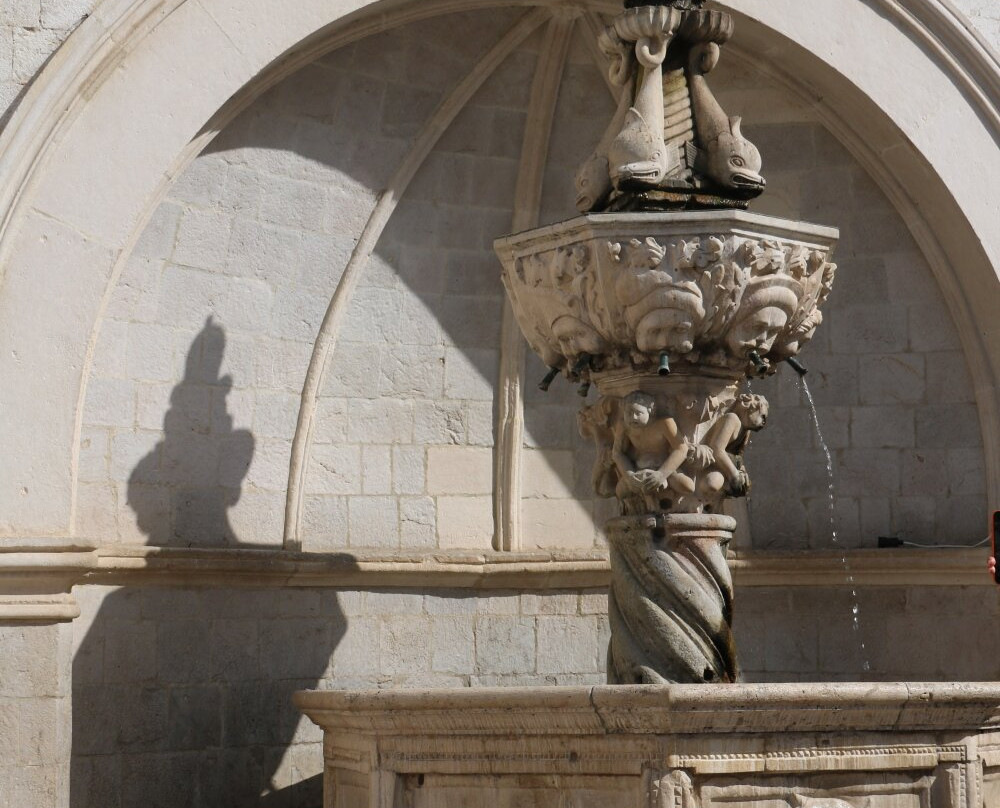 Little Onofrio Fountain景点图片