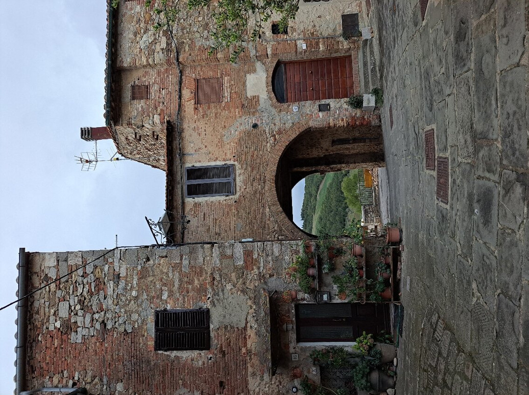Castiglione d'Orcia Historic Center景点图片