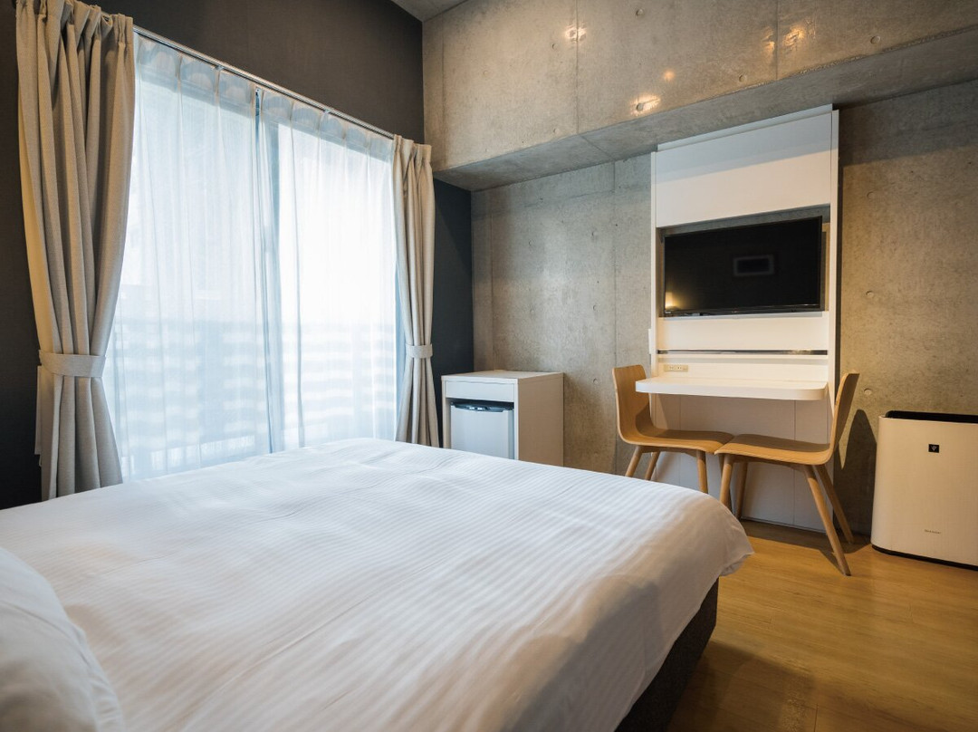 那霸西酒店主图