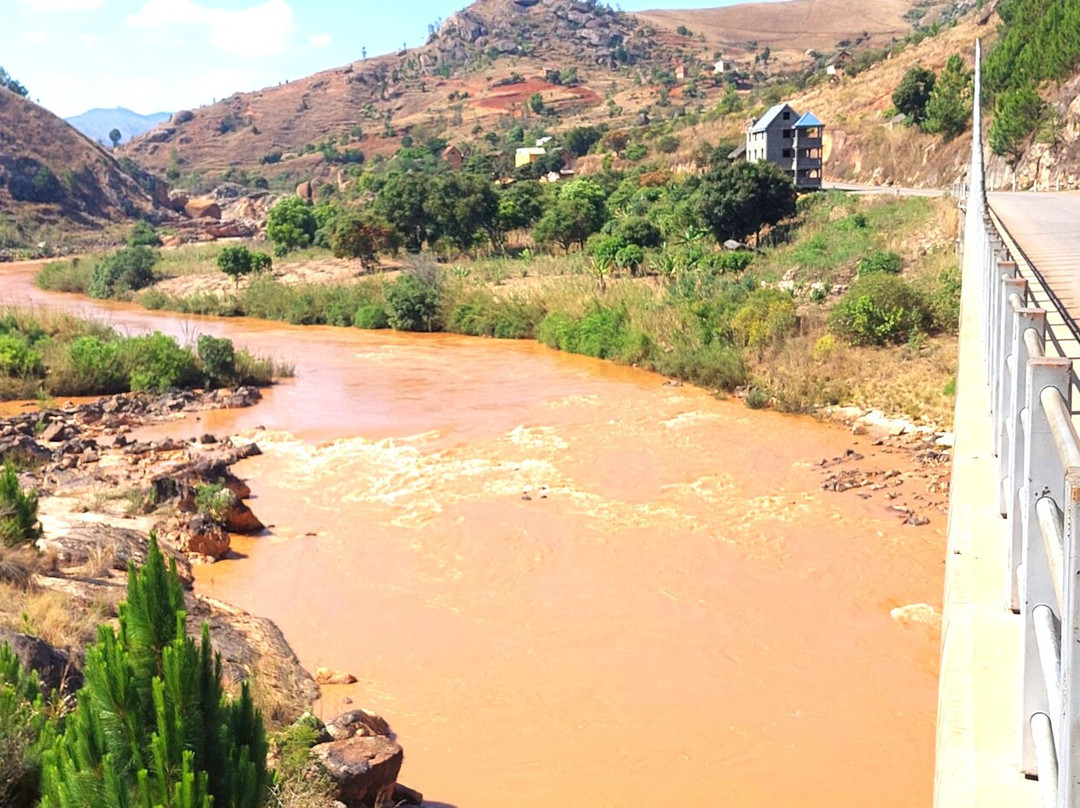 Pont de Fatihita sur la RN7景点图片