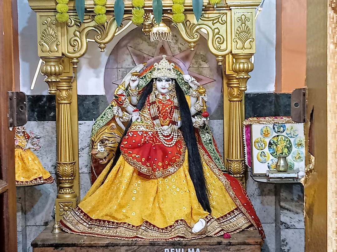 Temple SSDM Shree Sanatan Dharma Mandal-坎帕拉必去景点