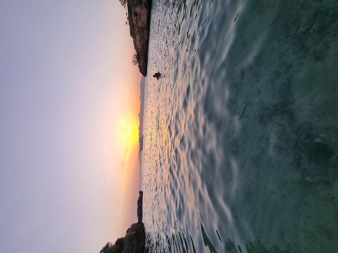 Playa Cala Blava-Cala Blava必去景点