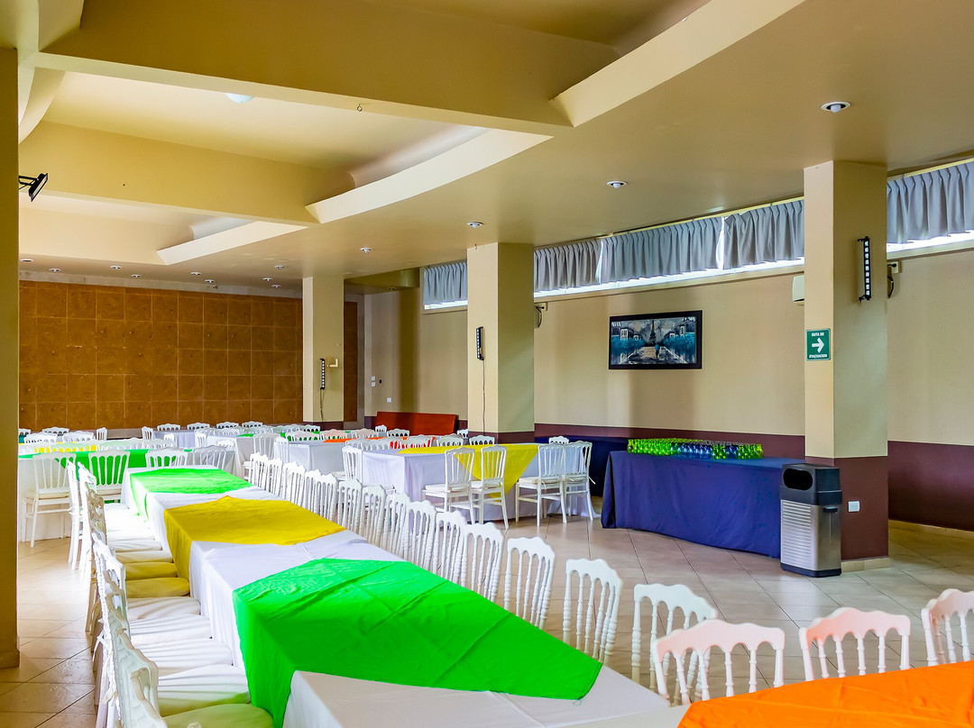 Puente Nacional Hotel & Spa主图