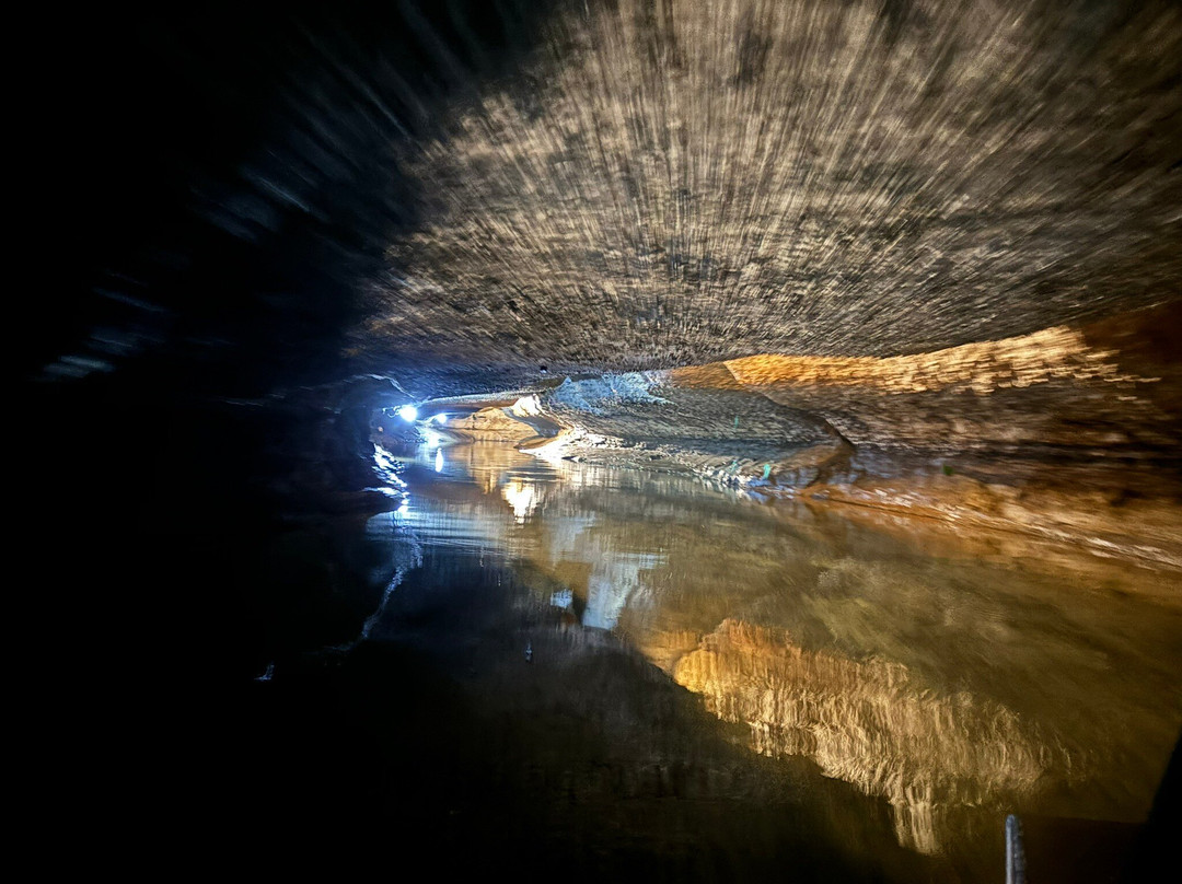Spook Cave景点图片