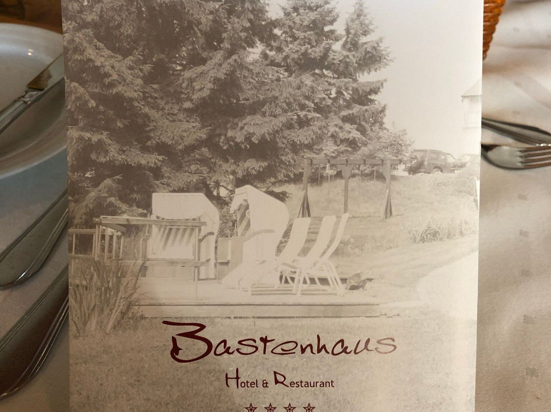 BASTENHAUS Hotel und Restaurant主图