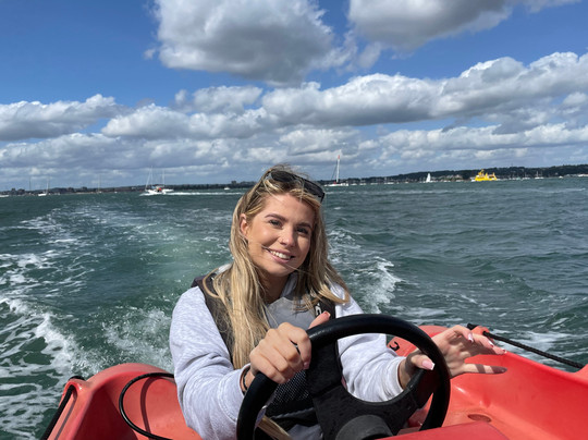 Red Boat Hire-普尔必去景点