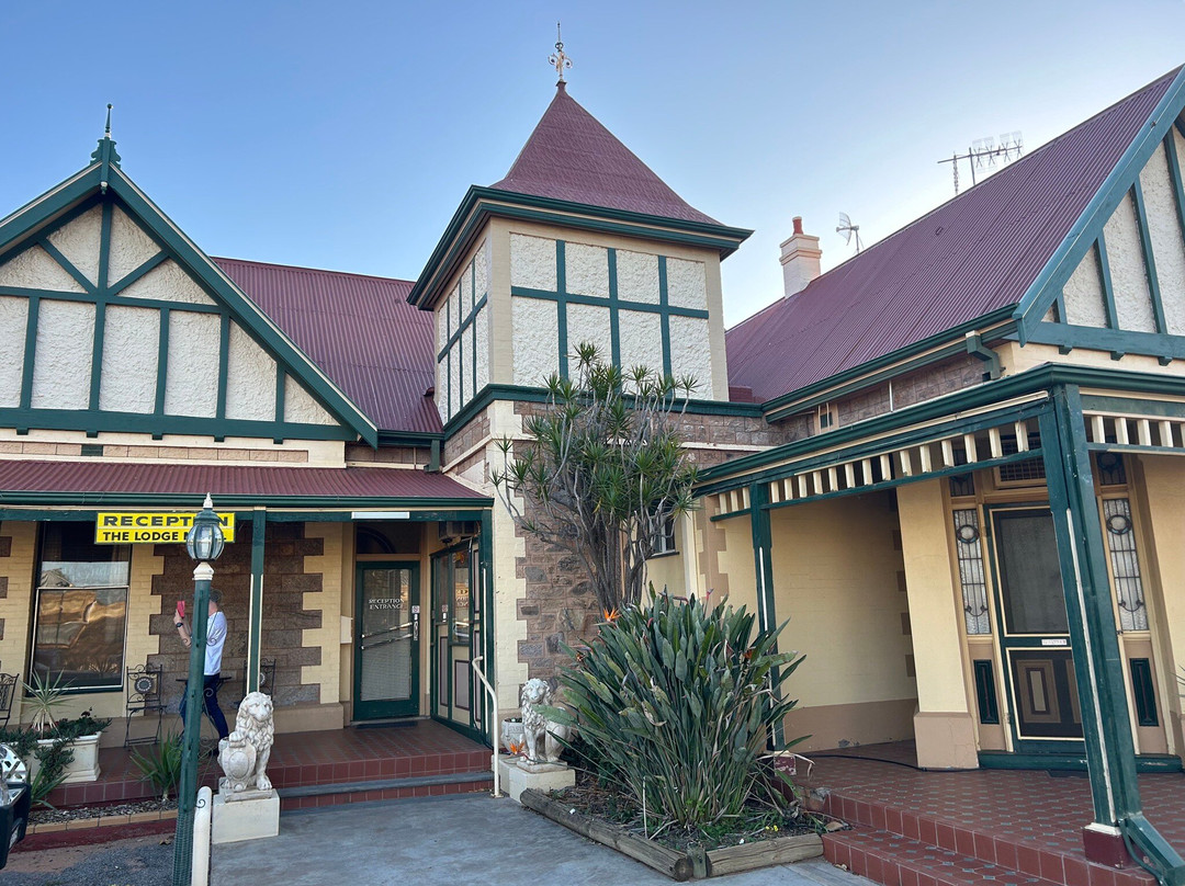 内陆汽车旅馆主图